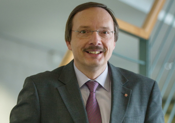 Prof. Dr. Peter Mudra, Präsident der Hochschule Ludwigshafen am Rhein (Foto: Hochschule Ludwigshafen)