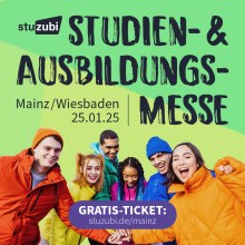 Junge Leute posieren für ein Foto darüber steht Studien- und Ausbildungs- Messe 